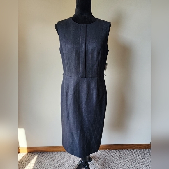 Kasper Women's Sleeve Black Pin Striped Dress Size 8. - Picture 1 of 8